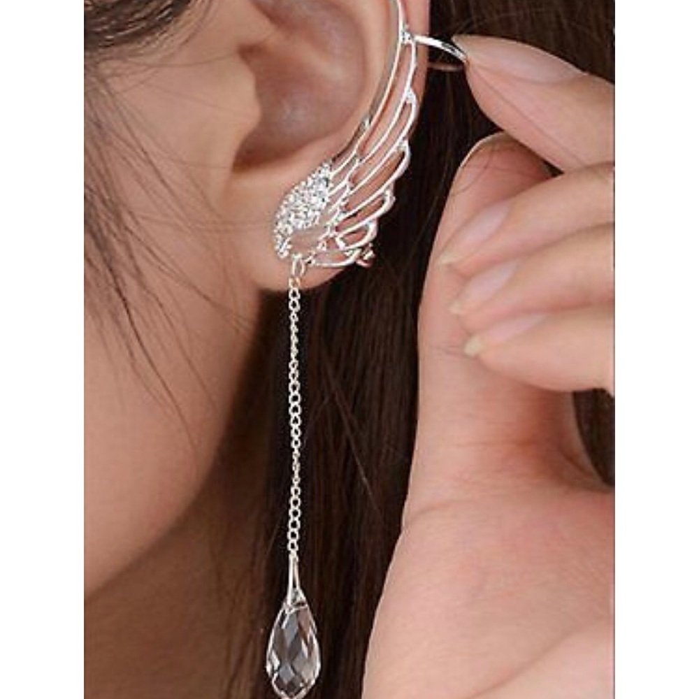 NWOT Angel Wing Crystal Drop 👼 - Picture 1 of 5